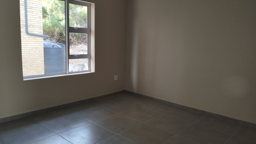 To Let 2 Bedroom Property for Rent in Paradise Beach Eastern Cape